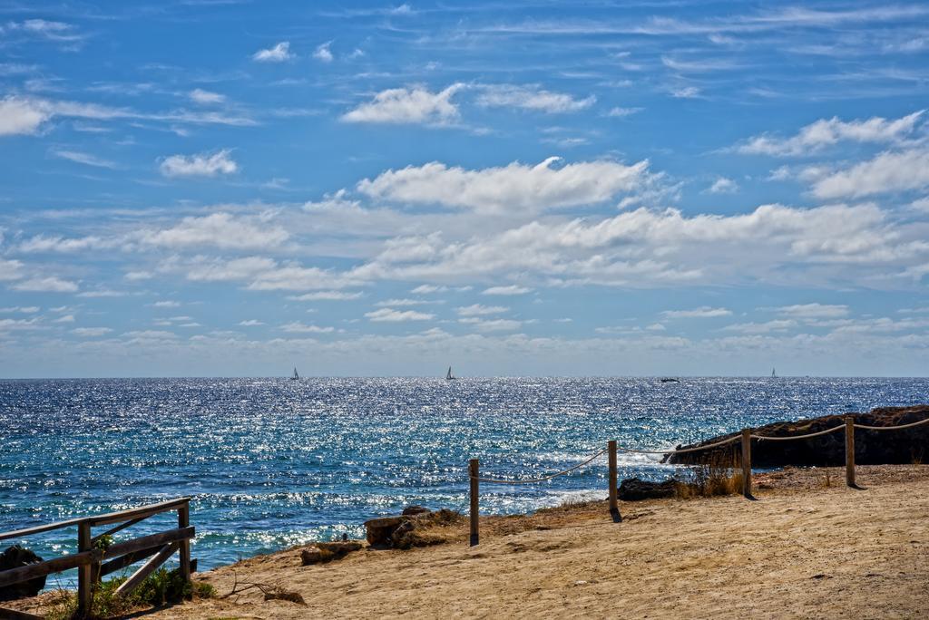 Camping Cala Nova Es Cana 외부 사진