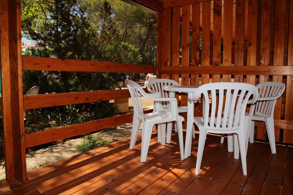 Camping Cala Nova Es Cana 외부 사진